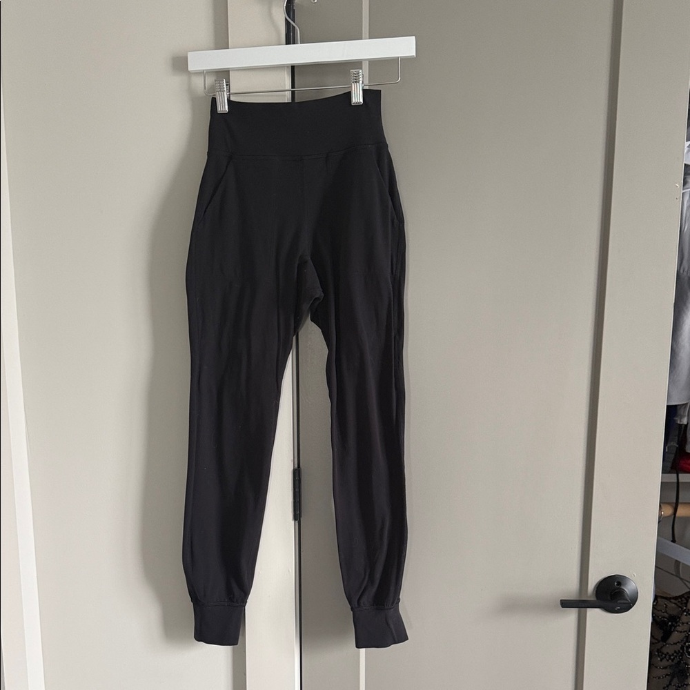 Lululemon Align Joggers size 2